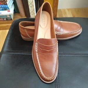 Sperry Seaport Penny loafer, NWT